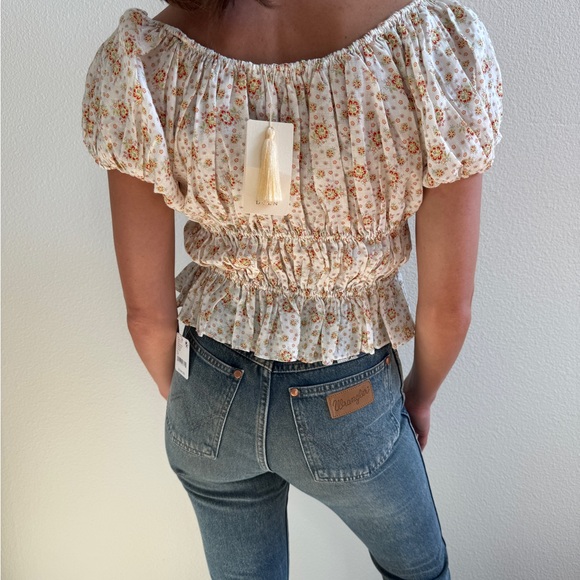 Doen XS Adie Top in Alabaster Countryside Calico - Picture 2 of 14